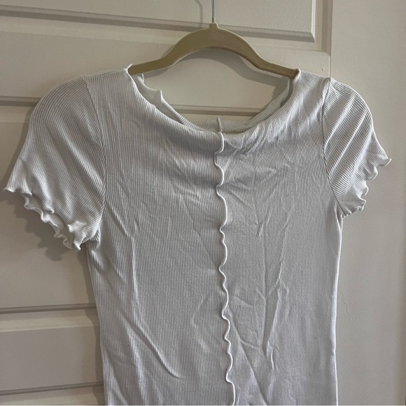 White Ribbed Abercrombie Top - Picture 2 of 6